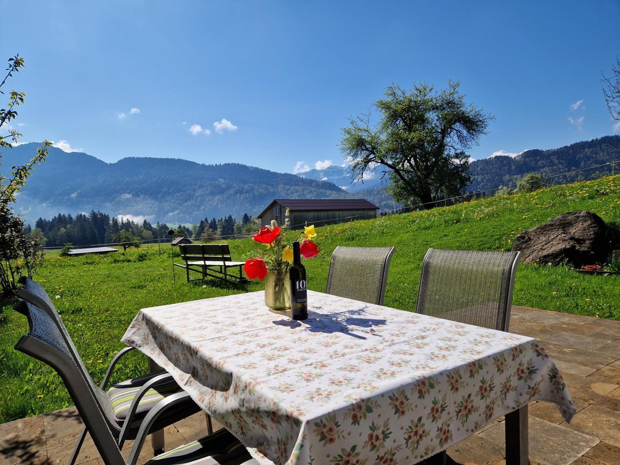 Вилла Schweizer Hof Шварценберг-им-Брегенцервальд Экстерьер фото